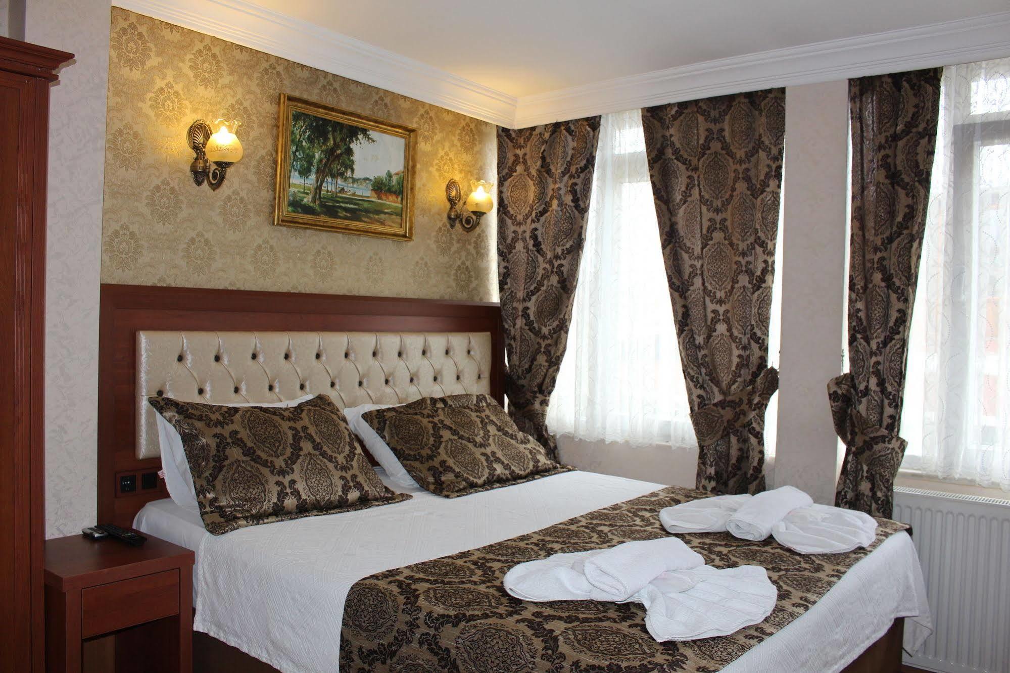 Big Apple Hotel Istanbul Bagian luar foto